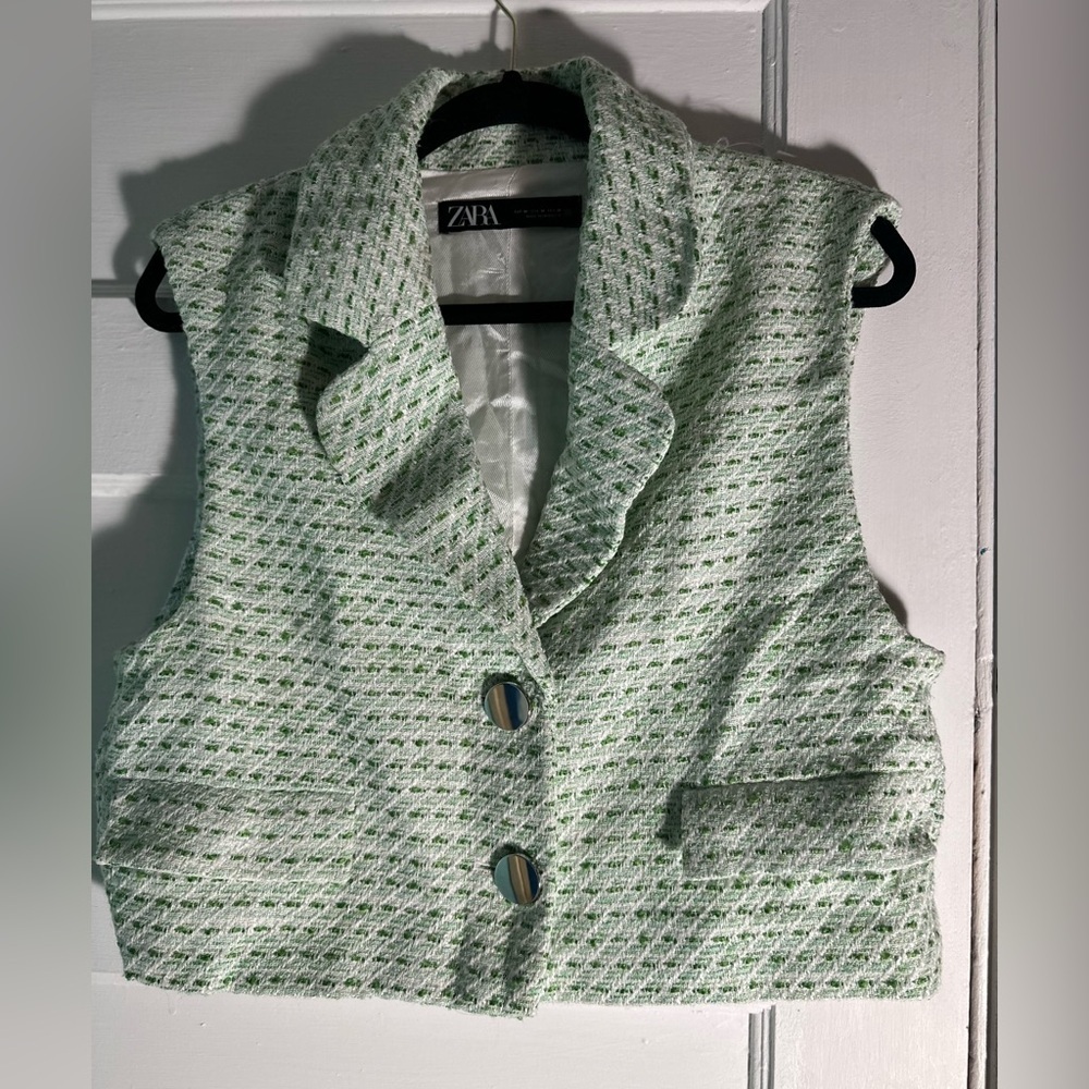 Zara Mint and White Textured Vest - Picture 2 of 7